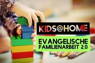 Logo Facebook Kids at home